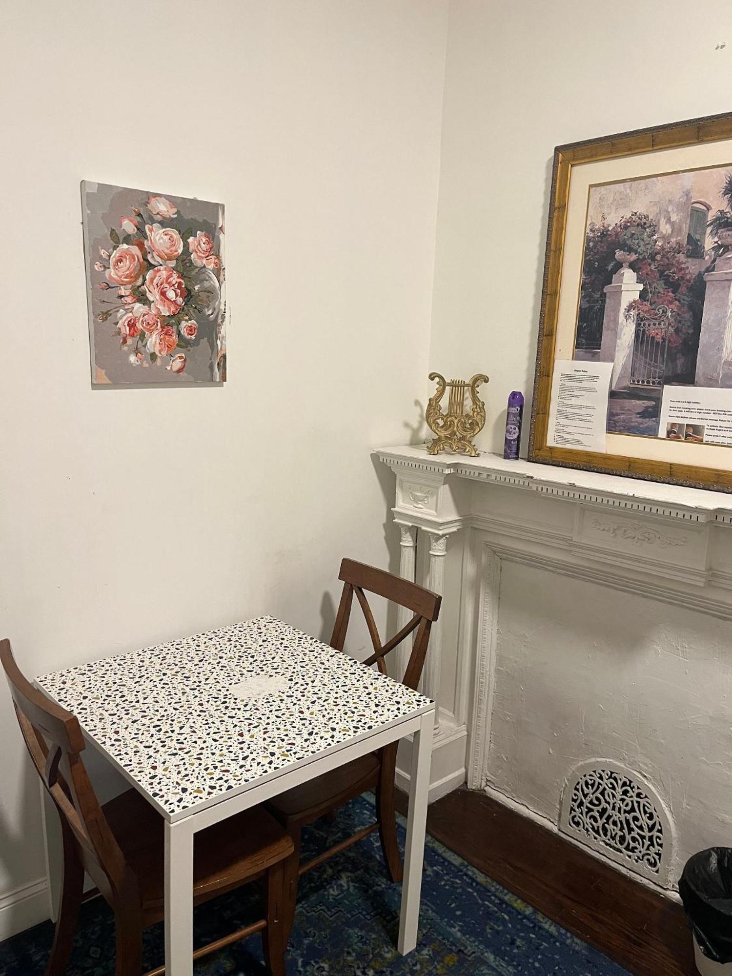 Legacy - Spring Garden Apartment *