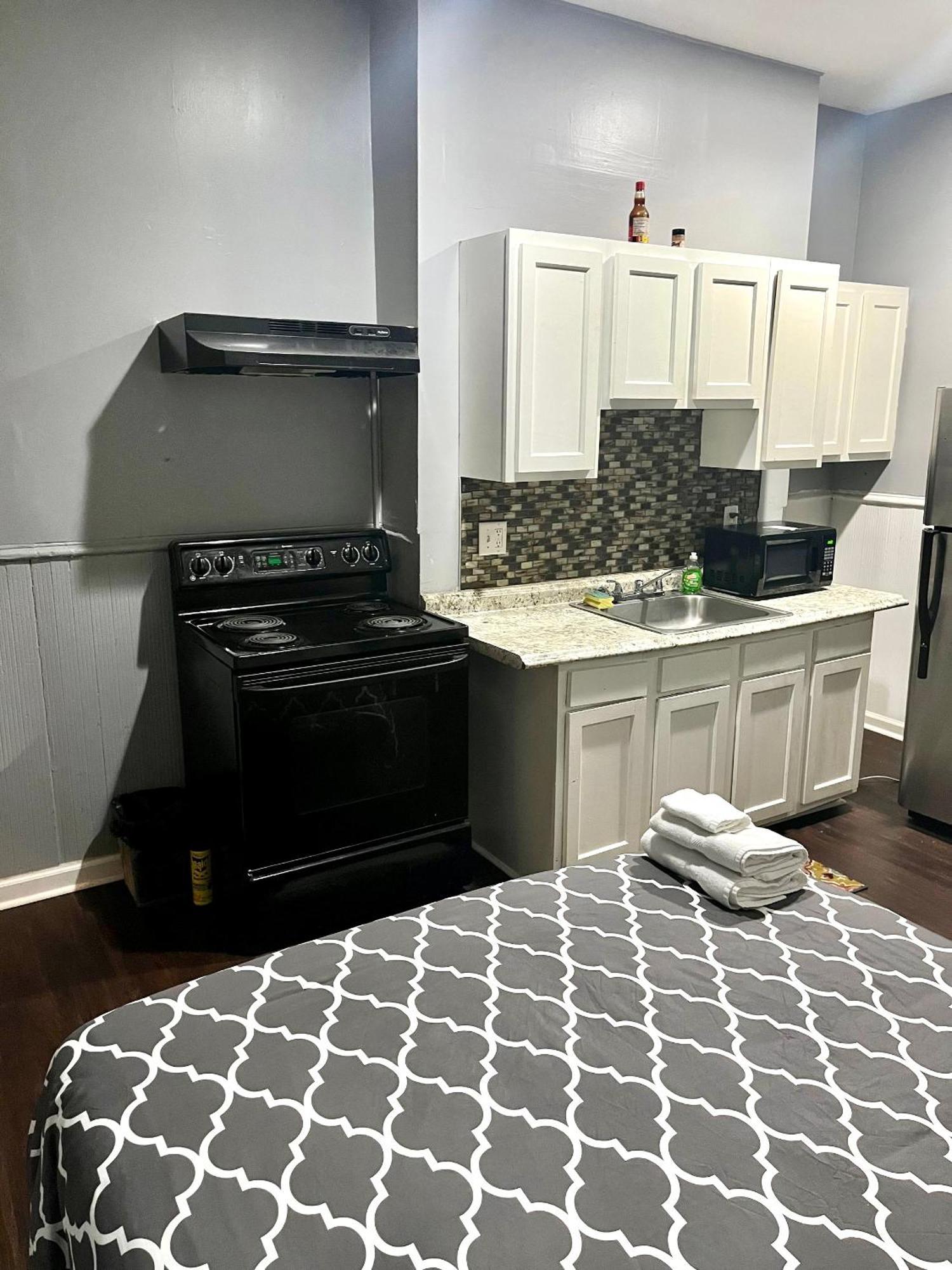 Legacy - Spring Garden Apartment *